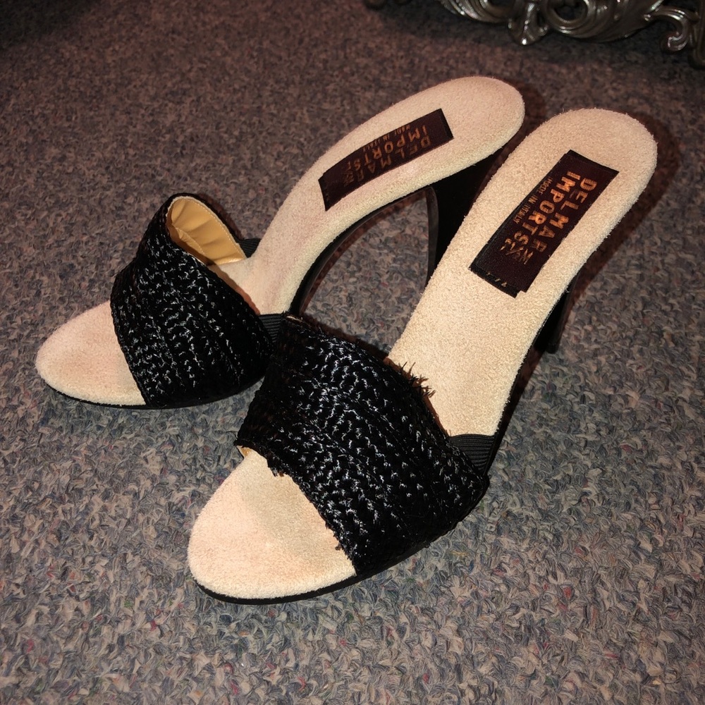 Beautiful Vintage Black Heels